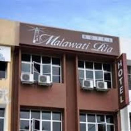 Melawati Ria Hotel Kuala Selangor Bagian luar foto