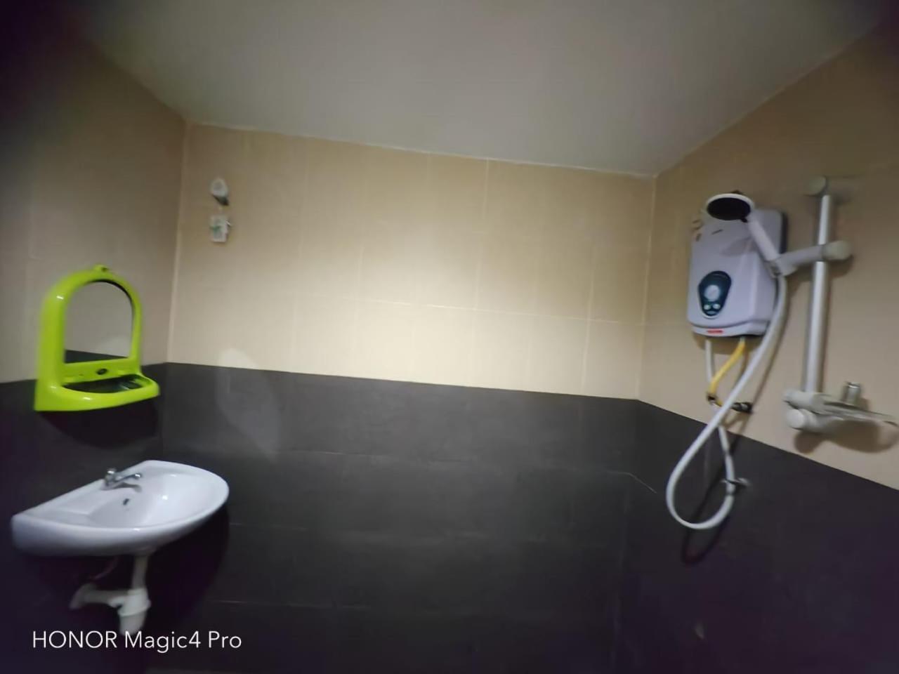 Melawati Ria Hotel Kuala Selangor Bagian luar foto