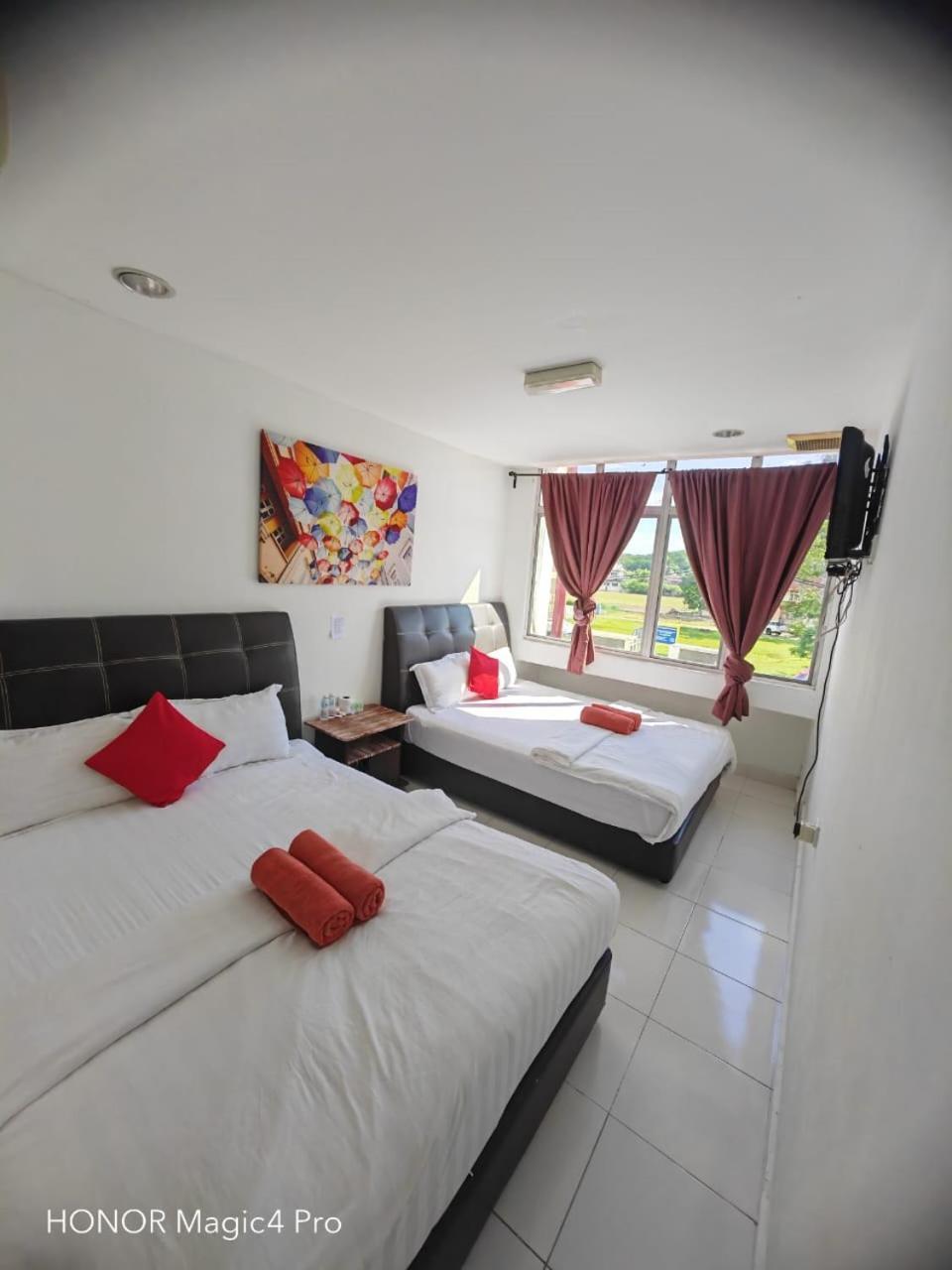 Melawati Ria Hotel Kuala Selangor Bagian luar foto