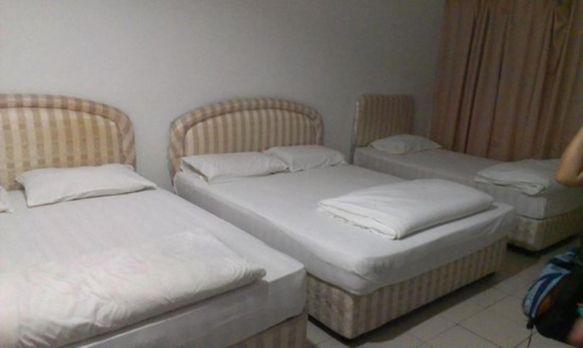 Melawati Ria Hotel Kuala Selangor Bagian luar foto